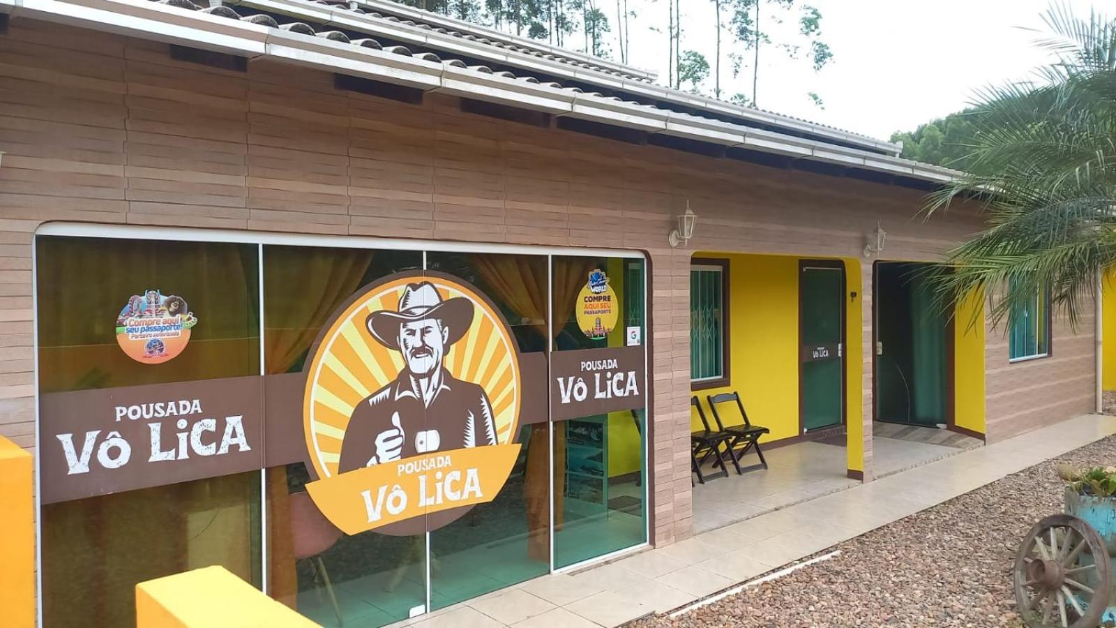 Pousada Vo Lica Com Piscina Penha  Exterior photo